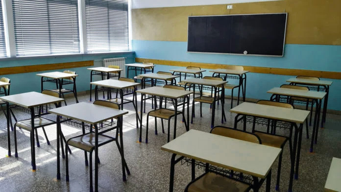 Dimensionamento scolastico: la Regione si assuma la responsabilità di scegliere