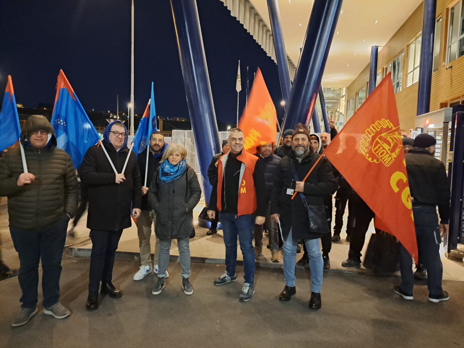 STRAGI SUL LAVORO, SCIOPERO E PRESIDI OGGI AD ANCONA: GRANDE ADESIONE A SCIOPERO E PARTECIPAZIONE A SIT-IN PORTO