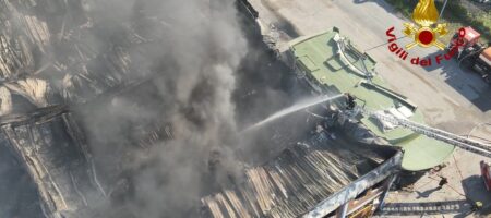 Carbon Line, il dopo incendio: “Proteggere lavoratori e lavoro”