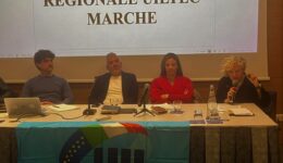 Moda in crisi, Uiltec Marche: “IA opportunità se persone ed etica centrali”